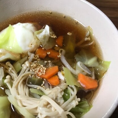 しらたきラーメンを作りましたが、このスープおいしいです^^野菜もたくさん食べられました！